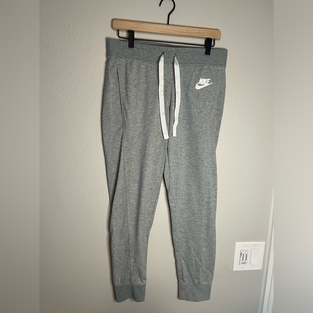 Nike gray women’s joggers